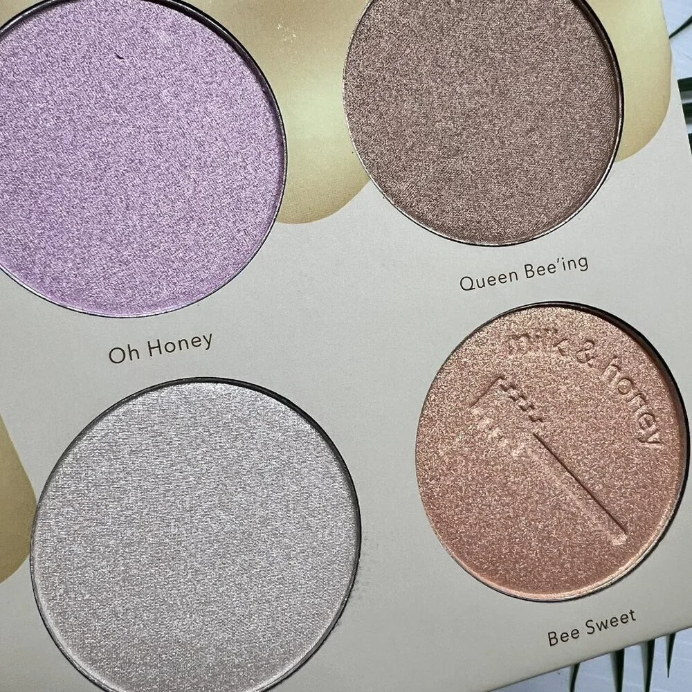 Beauty Bakerie Milk & Honey Highlighter Palette  .28 oz x 4 Shades Full Size NIB